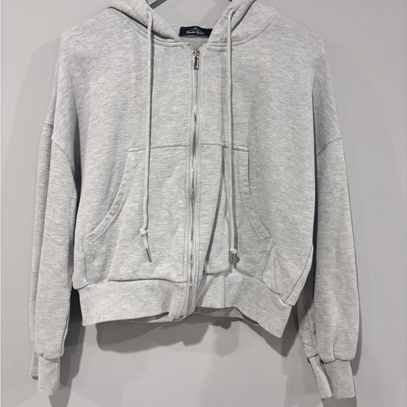 Trendy Queen Gray Zip-Up Hoodie Size Medium - Picture 4 of 4